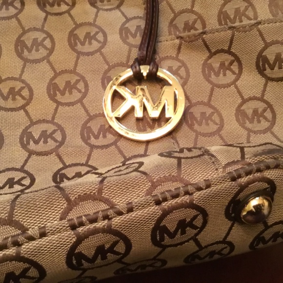 Original Michael Kors Large Handbag - Picture 8 of 8